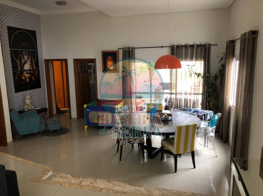 Casa de Condomínio à venda com 3 quartos, 253m² - Foto 31