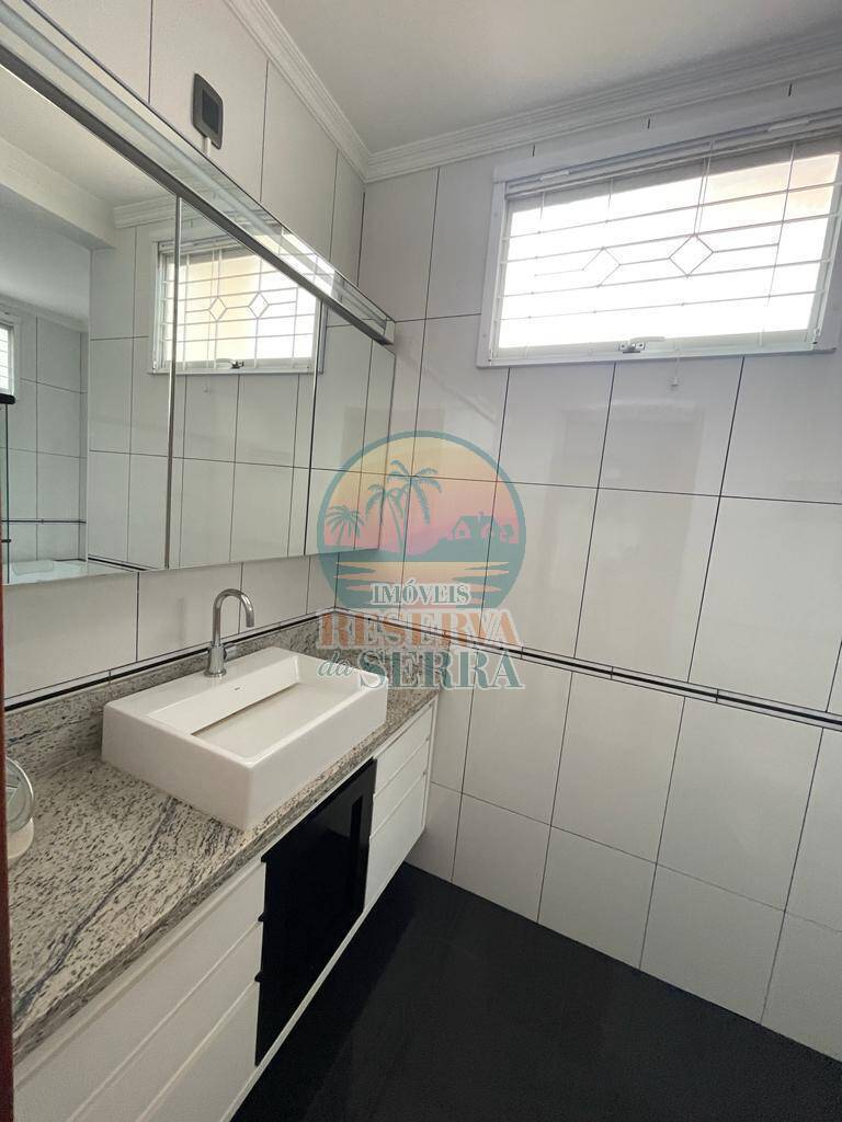 Casa de Condomínio à venda com 5 quartos, 259m² - Foto 18