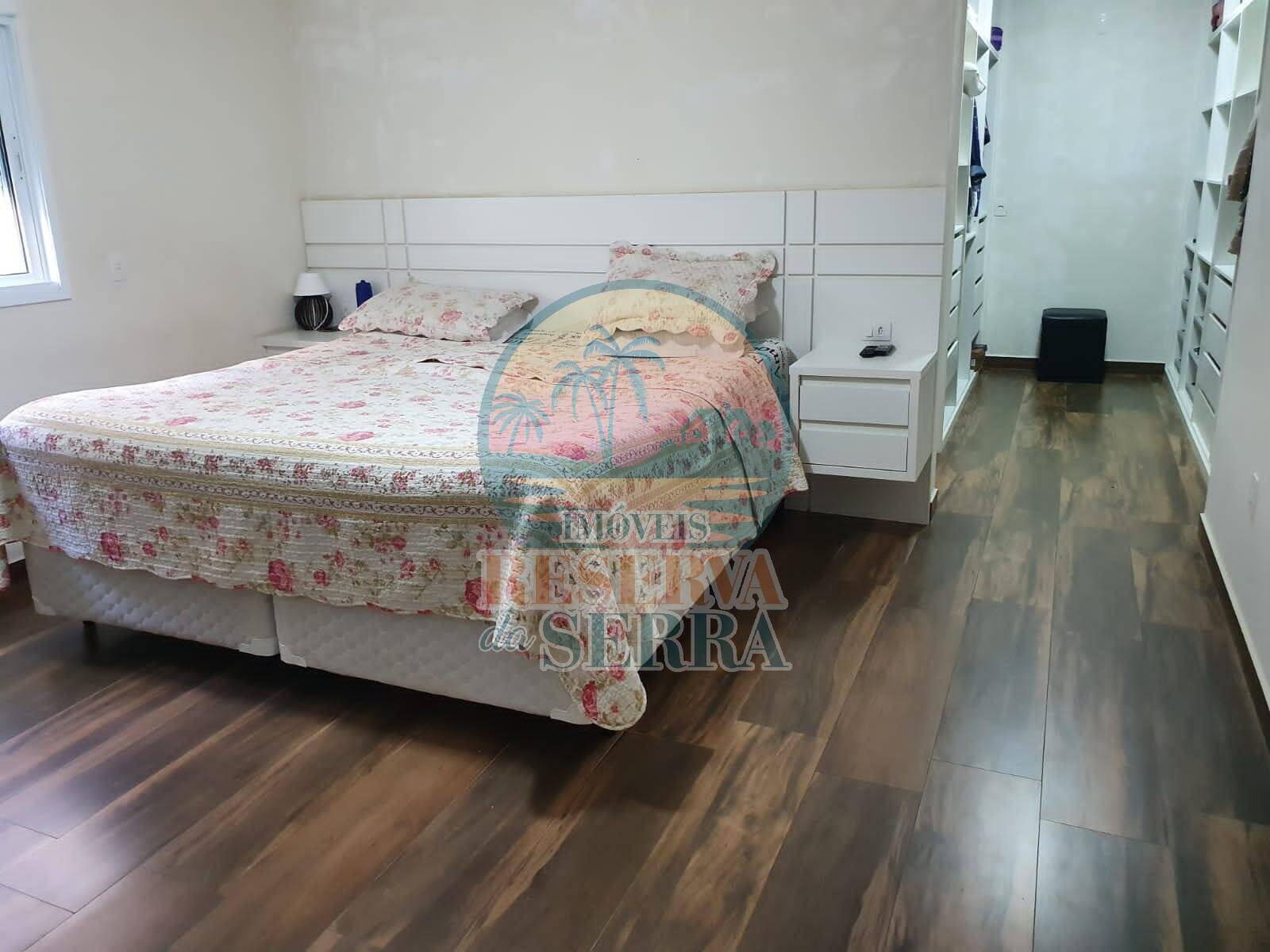 Casa de Condomínio à venda com 3 quartos, 290m² - Foto 4