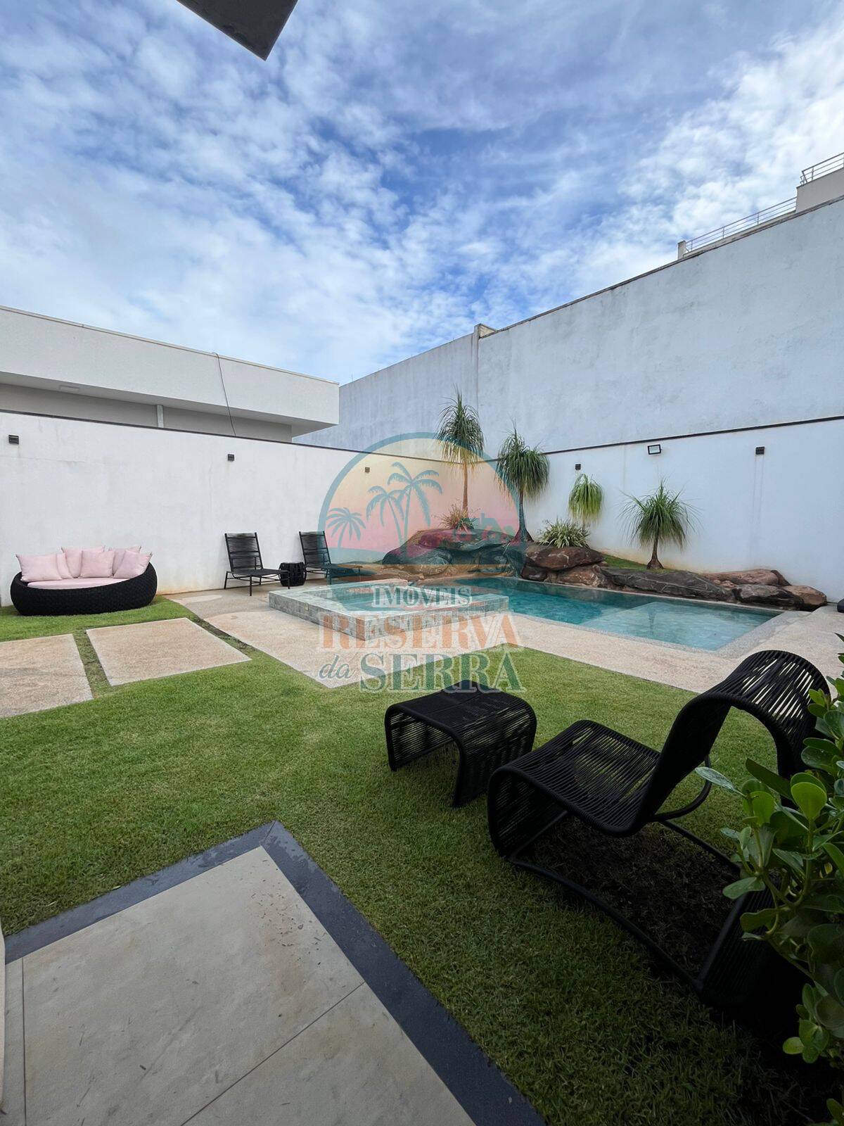 Casa de Condomínio à venda com 3 quartos, 250m² - Foto 19