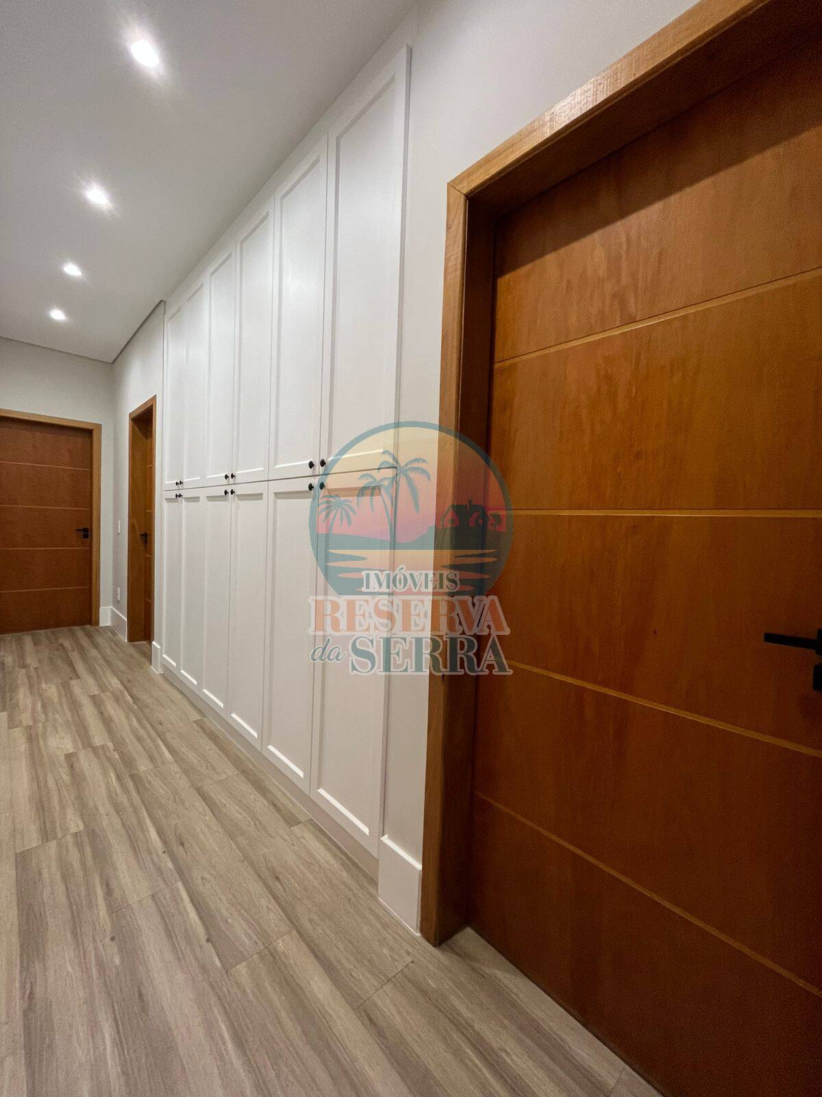 Casa de Condomínio à venda com 3 quartos, 250m² - Foto 22